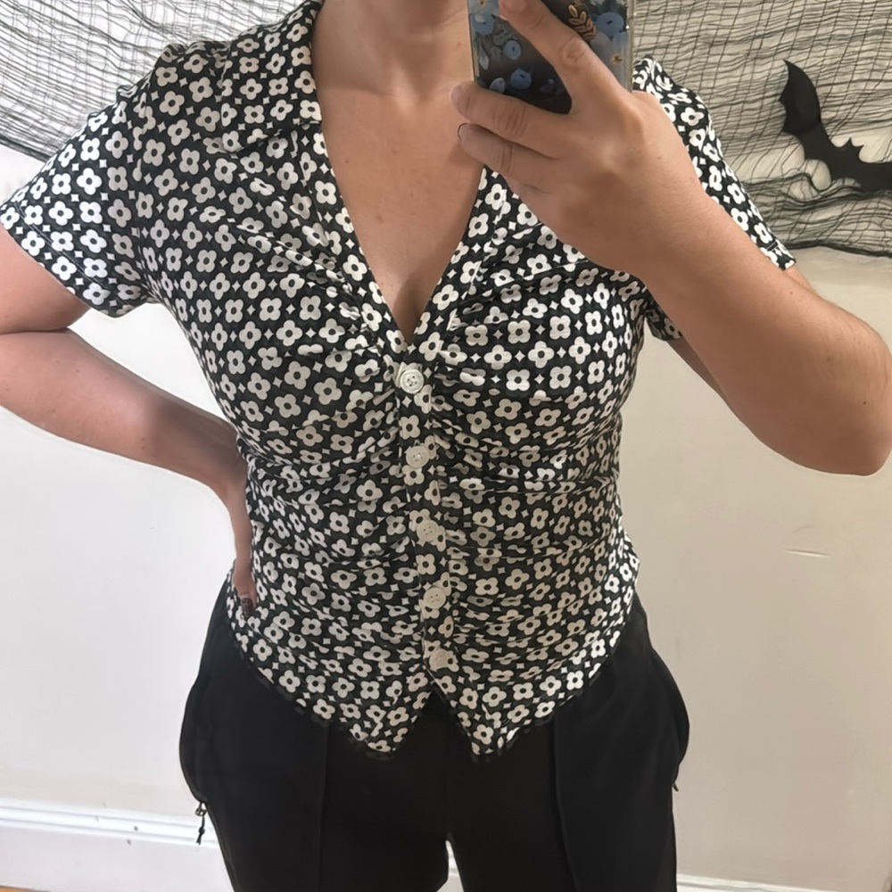 Anthropologie floral black and white top